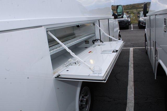 2024 GMC Savana Cutaway 3500 Vehicle Photo in SAINT CLAIRSVILLE, OH 43950-8512