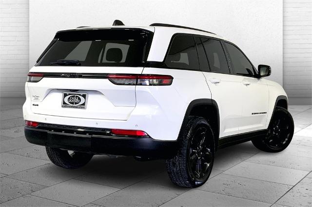 2023 Jeep Grand Cherokee Vehicle Photo in Kansas City, MO 64114
