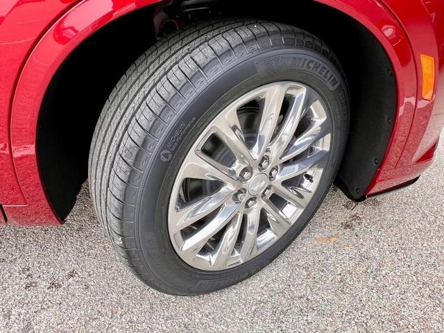2025 Cadillac XT6 Vehicle Photo in EFFINGHAM, IL 62401-2832