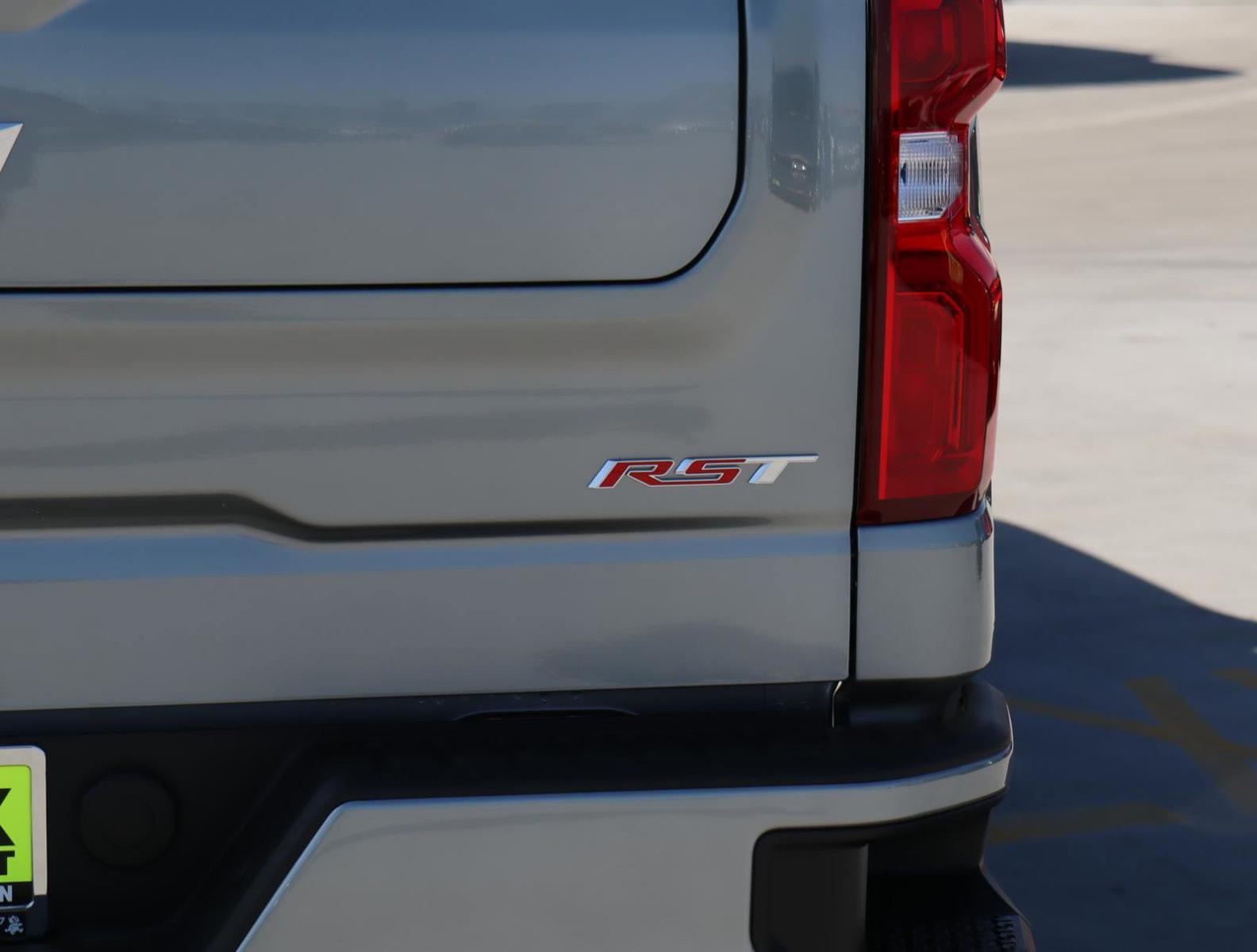 2025 Chevrolet Silverado 1500 Vehicle Photo in LOS ANGELES, CA 90007-3794