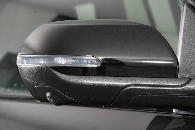 2025 GMC Acadia Vehicle Photo in PUYALLUP, WA 98371-4149