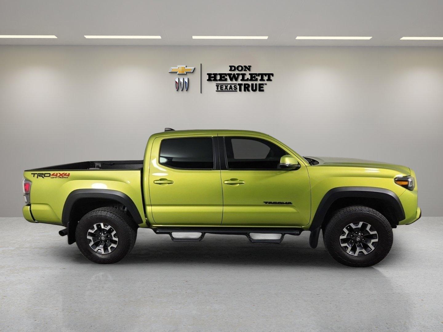 2023 Toyota Tacoma 4WD Vehicle Photo in GEORGETOWN, TX 78626-7508