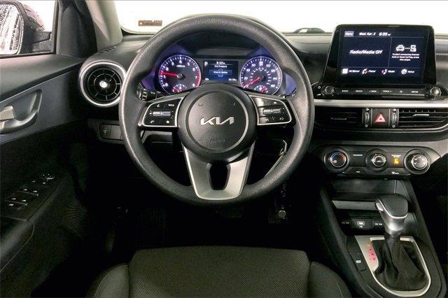 2023 Kia Forte Vehicle Photo in KANSAS CITY, MO 64114-4502