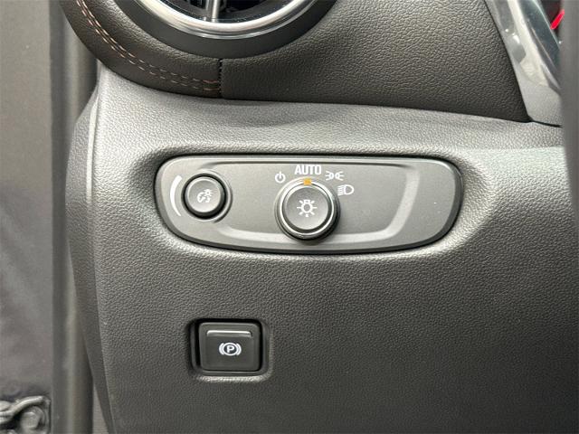 2021 Chevrolet Blazer Vehicle Photo in EVERETT, WA 98203-5662