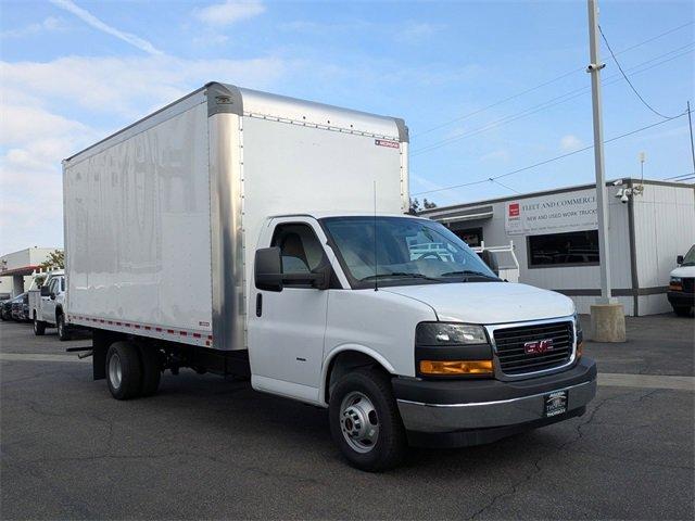 2024 GMC Savana Cutaway 3500 Vehicle Photo in PASADENA, CA 91107-3803