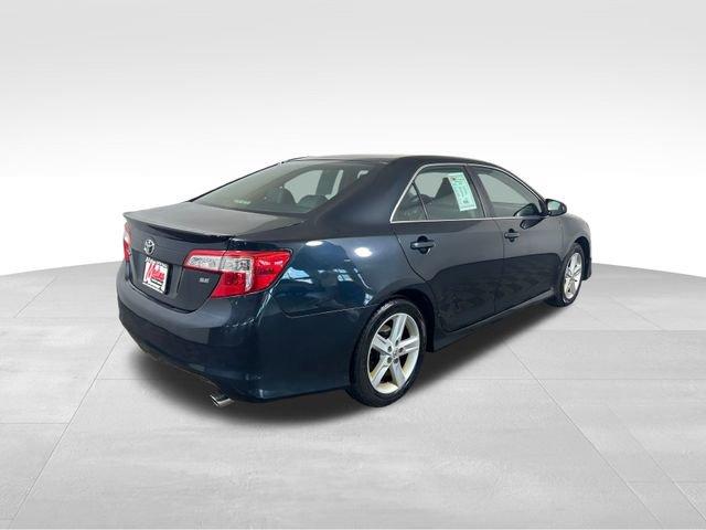 2014 Toyota Camry Vehicle Photo in MEDINA, OH 44256-9631