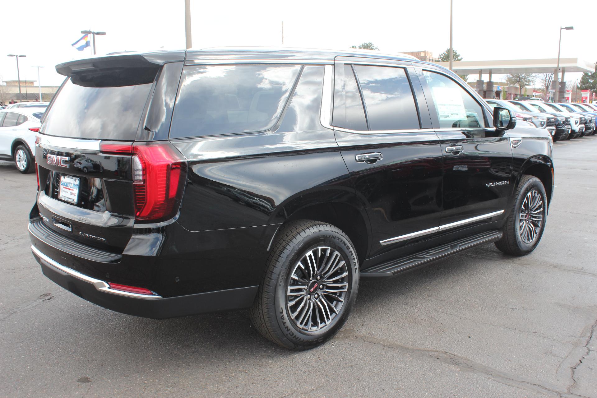 2025 GMC Yukon Vehicle Photo in AURORA, CO 80012-4011