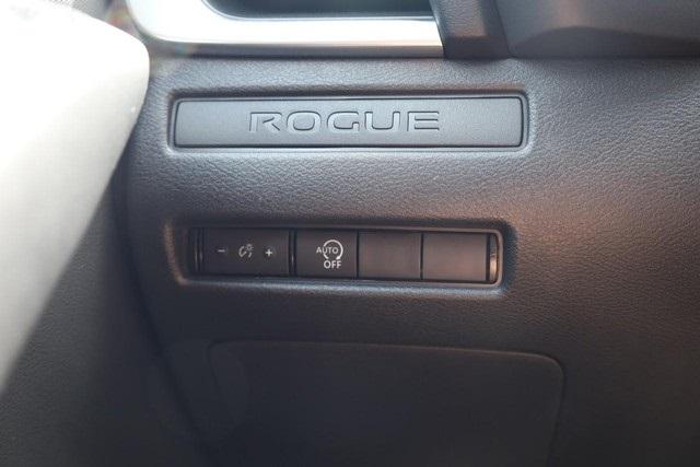 2025 Nissan Rogue Vehicle Photo in Hazelwood, MO 63042