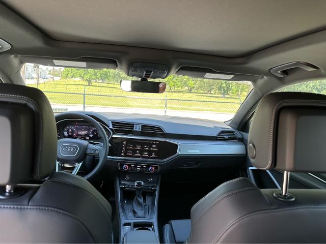 2025 Audi Q3 Vehicle Photo in HOUSTON, TX 77090