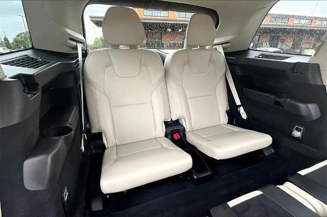2022 Volvo XC90 Vehicle Photo in Houston, TX 77007