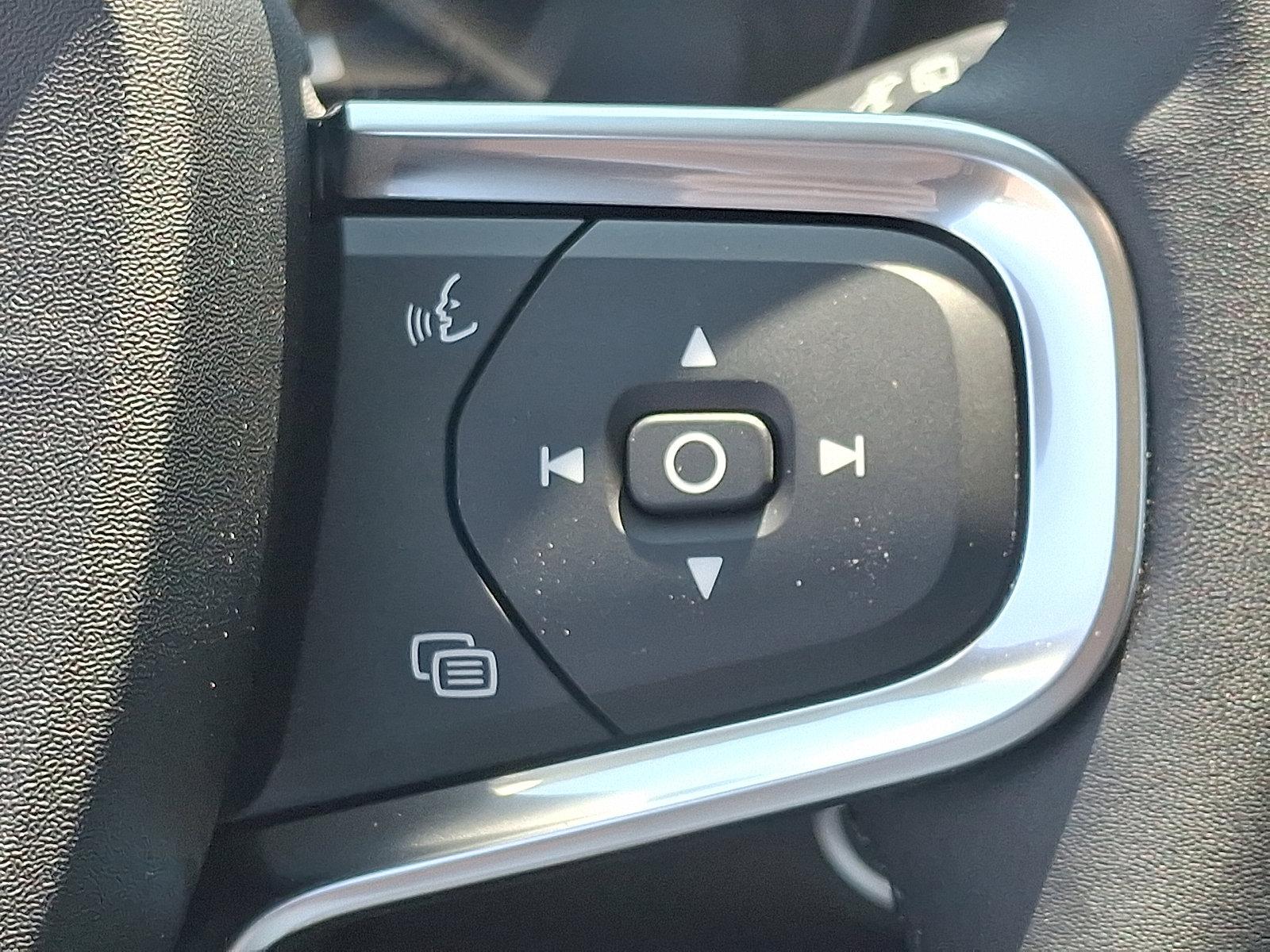 2025 Volvo XC40 Vehicle Photo in Trevose, PA 19053