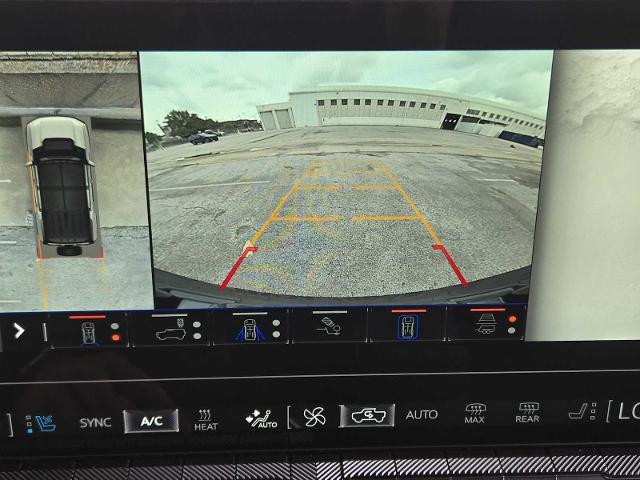 2025 GMC HUMMER EV SUV Vehicle Photo in DALLAS, TX 75209-3016