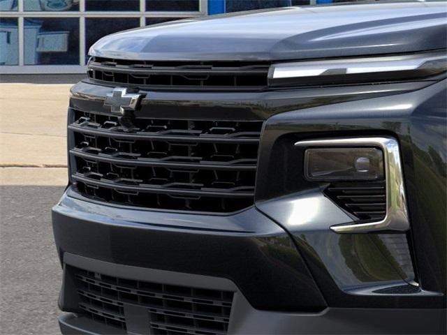 2025 Chevrolet Traverse Vehicle Photo in ENGLEWOOD, CO 80113-6708