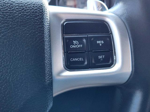2012 Dodge Challenger Vehicle Photo in DENTON, TX 76210-9321