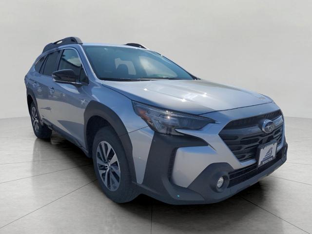 2025 Subaru Outback Vehicle Photo in Green Bay, WI 54304