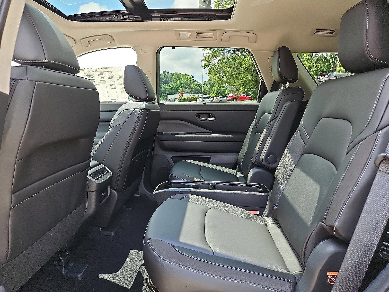 2025 Nissan Pathfinder Vehicle Photo in Jenkintown, PA 19046