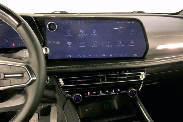 2024 Chevrolet Traverse Vehicle Photo in INDEPENDENCE, MO 64055-1314