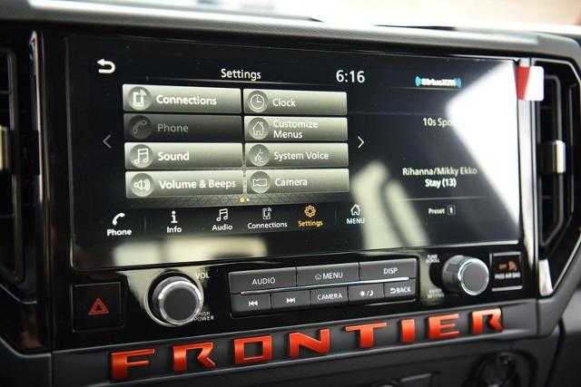 2025 Nissan Frontier Vehicle Photo in Ballwin, MO 63011