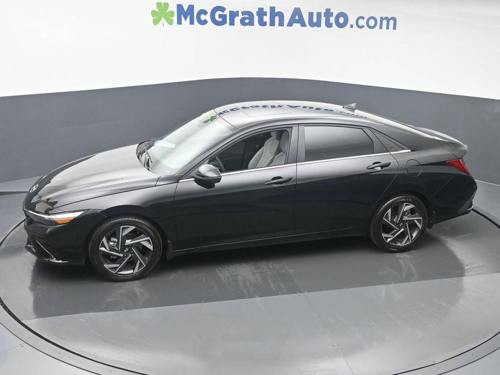 2024 Hyundai ELANTRA Vehicle Photo in Cedar Rapids, IA 52402