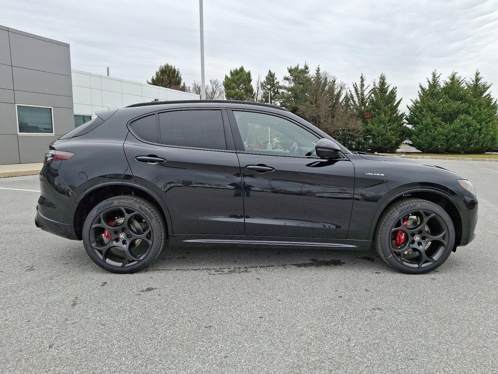 2025 Alfa Romeo Stelvio Vehicle Photo in Mechanicsburg, PA 17050