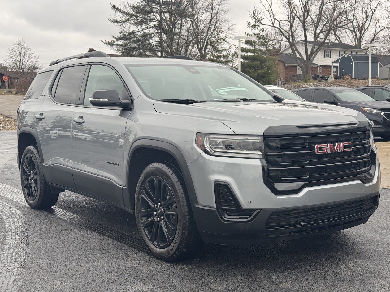 2023 GMC Acadia Vehicle Photo in BOONVILLE, IN 47601-9633