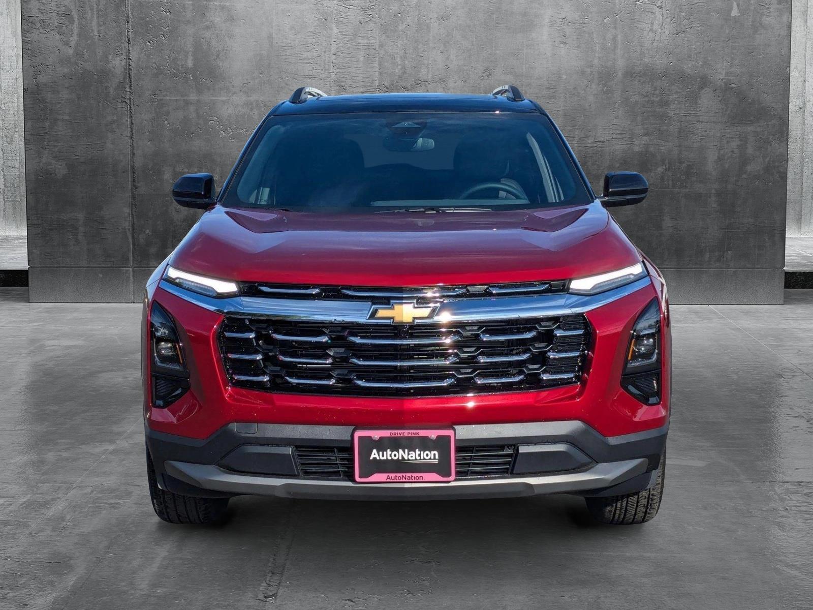 2025 Chevrolet Equinox Vehicle Photo in VALENCIA, CA 91355-1705