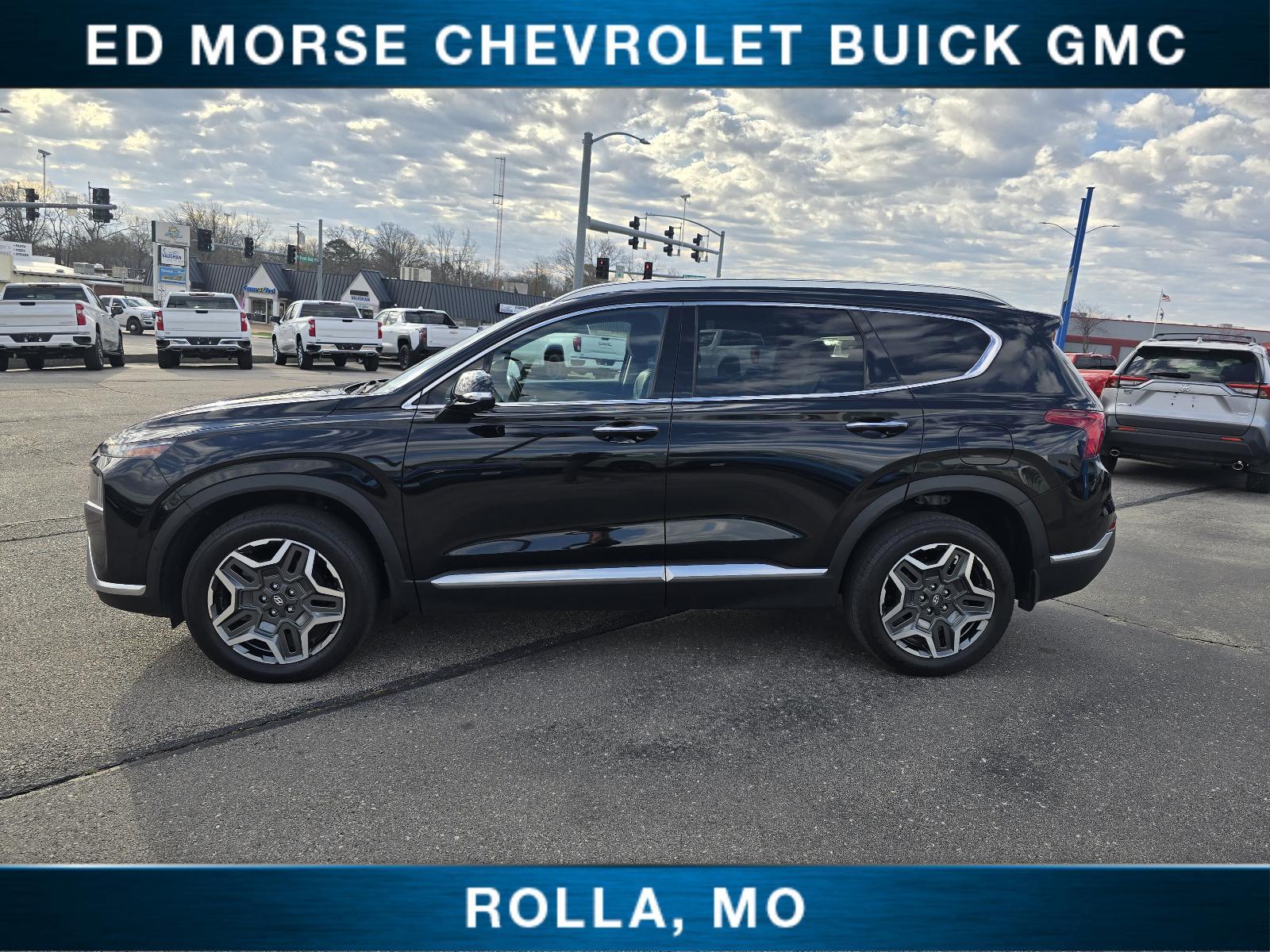 2022 Hyundai SANTA FE Vehicle Photo in Rolla, MO 65401