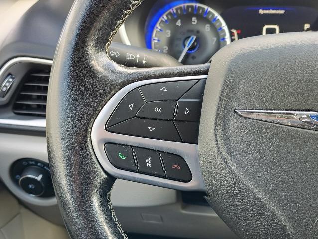 2021 Chrysler Pacifica Vehicle Photo in GREEN BAY, WI 54304-5303