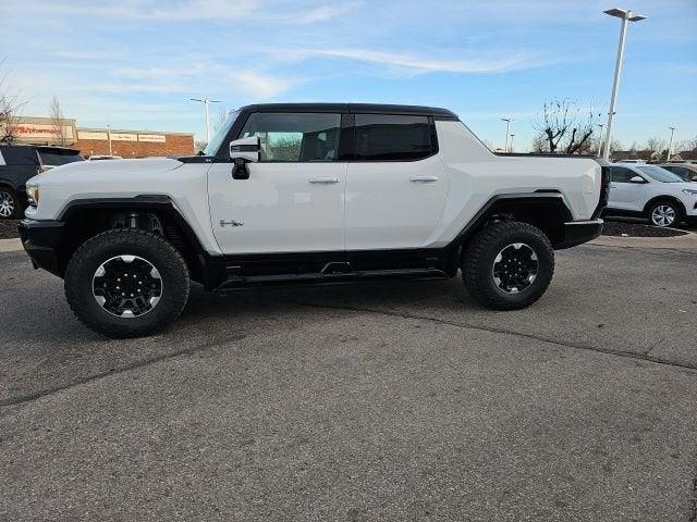 2025 GMC HUMMER EV Pickup Vehicle Photo in Fishers, IN 46038