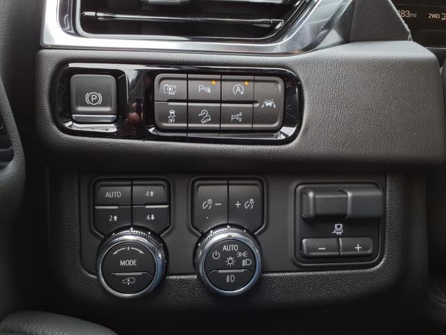 2025 GMC Yukon XL Vehicle Photo in Denton, TX 76205