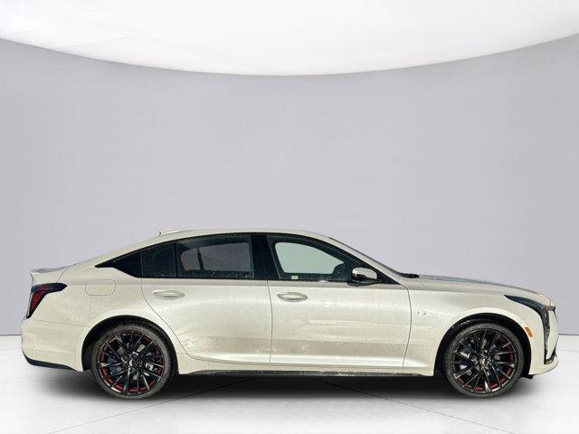 2025 Cadillac CT5 Vehicle Photo in LEOMINSTER, MA 01453-2952