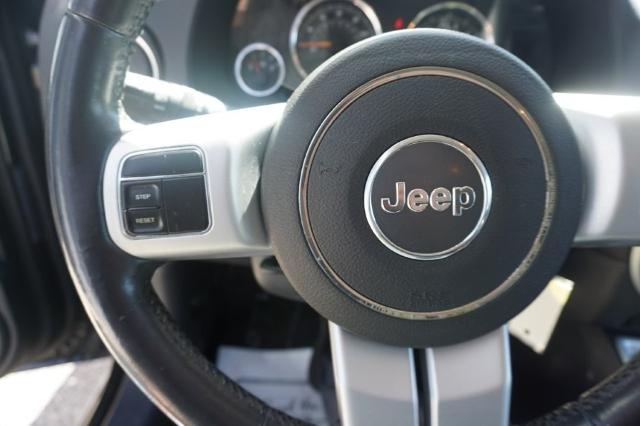 2017 Jeep Compass Vehicle Photo in FAIRMONT, WV 26554-2318