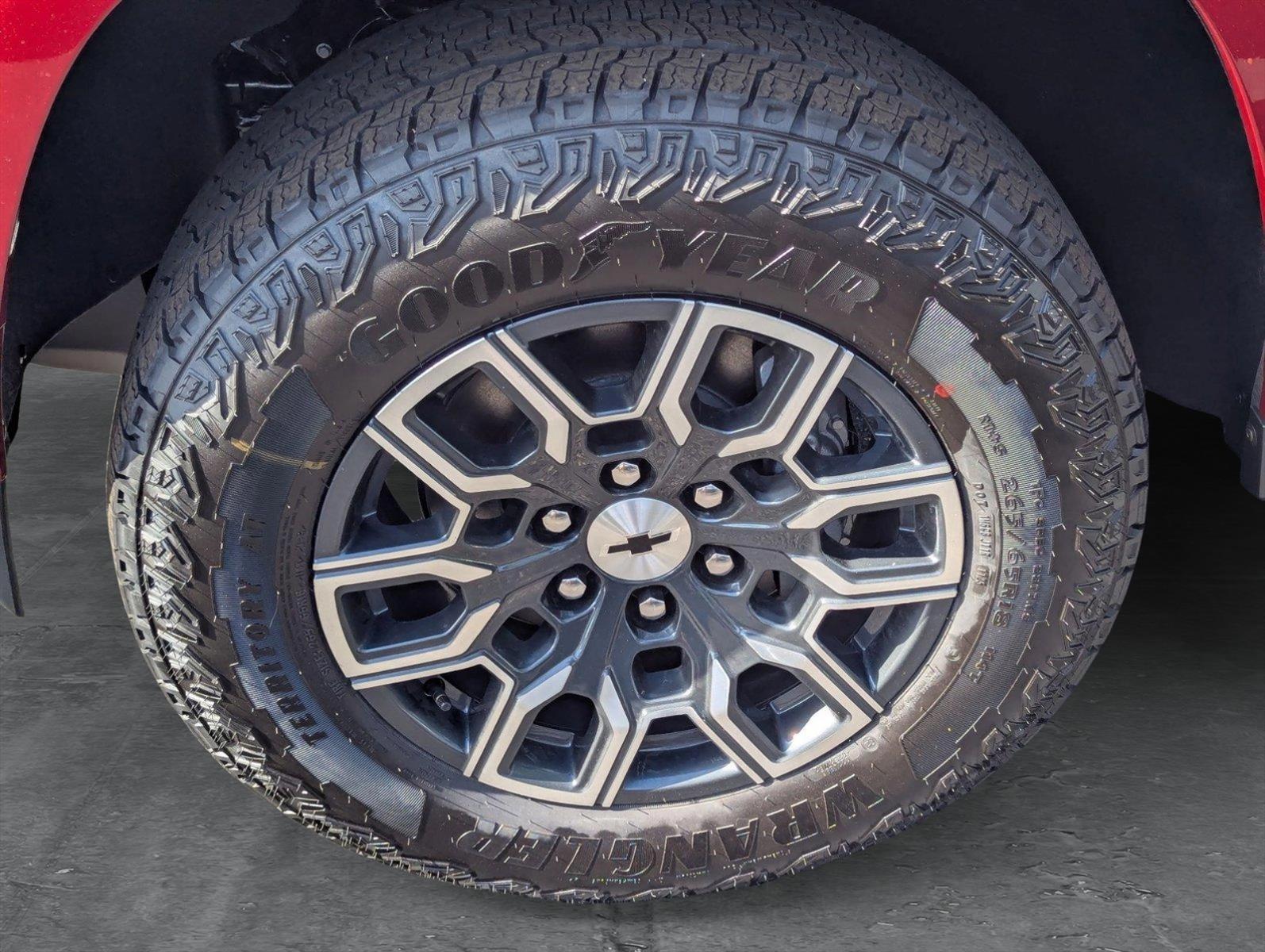 2025 Chevrolet Colorado Vehicle Photo in GREENACRES, FL 33463-3207
