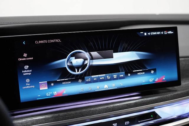 2023 BMW 760i xDrive Vehicle Photo in GRAPEVINE, TX 76051