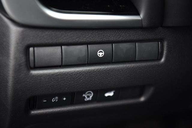 2025 Nissan Rogue Vehicle Photo in Ballwin, MO 63011