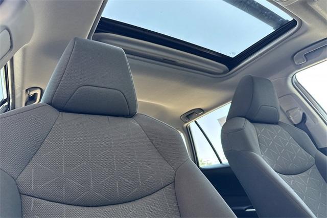 2022 Toyota RAV4 Vehicle Photo in ELK GROVE, CA 95757-8703
