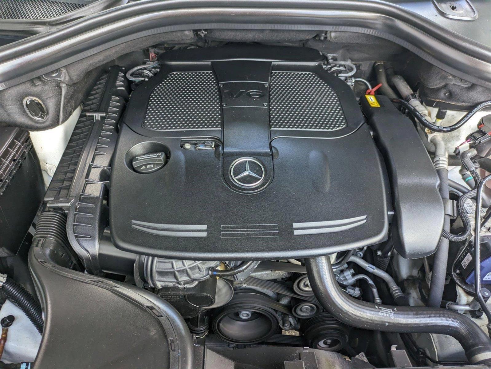 2015 Mercedes-Benz M-Class Vehicle Photo in GREENACRES, FL 33463-3207