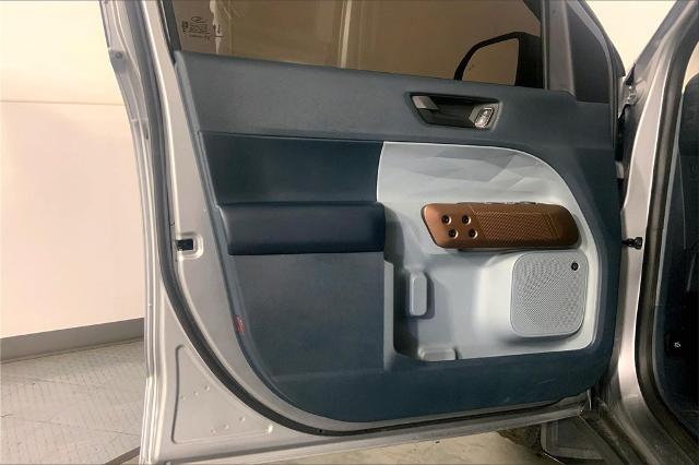 2023 Ford Maverick Vehicle Photo in Lees Summit, MO 64086