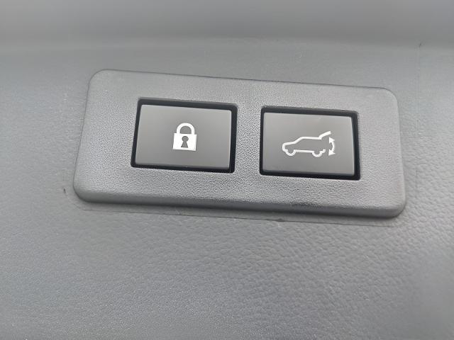 2025 Subaru Outback Vehicle Photo in Green Bay, WI 54304