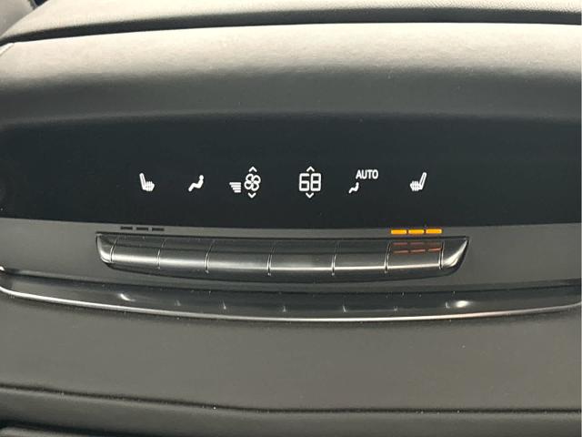 2024 Cadillac Escalade Vehicle Photo in Grapevine, TX 76051