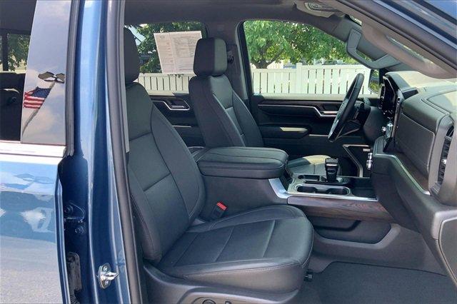 2024 GMC Sierra 1500 Vehicle Photo in INDEPENDENCE, MO 64055-1377