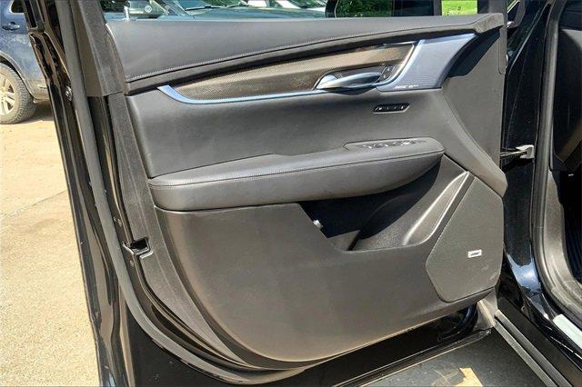 2022 Cadillac XT6 Vehicle Photo in KANSAS CITY, MO 64114-4545