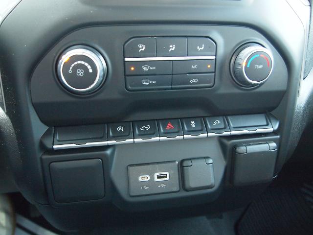 2022 Chevrolet Silverado 1500 LTD Vehicle Photo in MADISON, IN 47250-1611