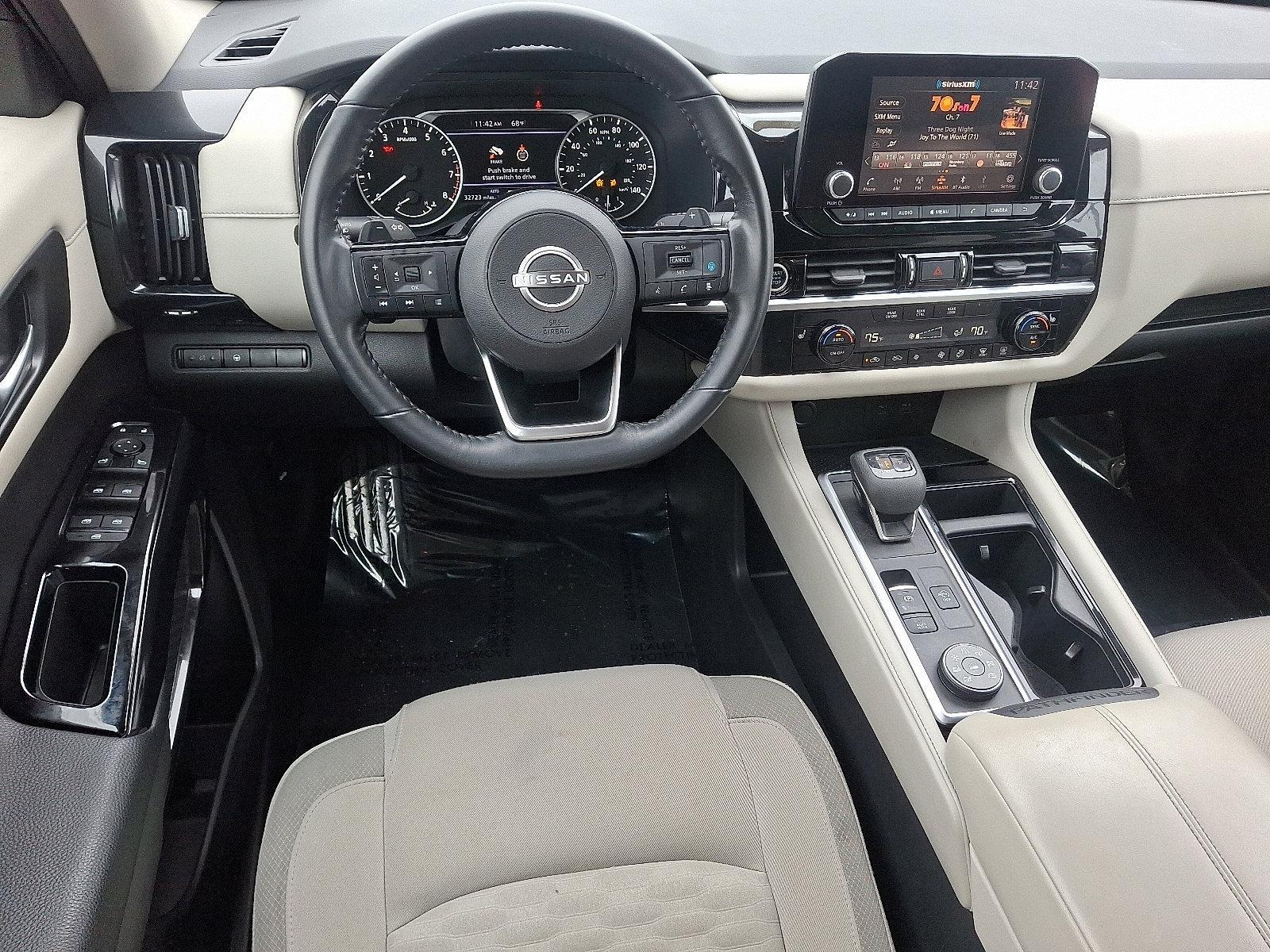 2022 Nissan Pathfinder Vehicle Photo in Harrisburg, PA 17111-1033