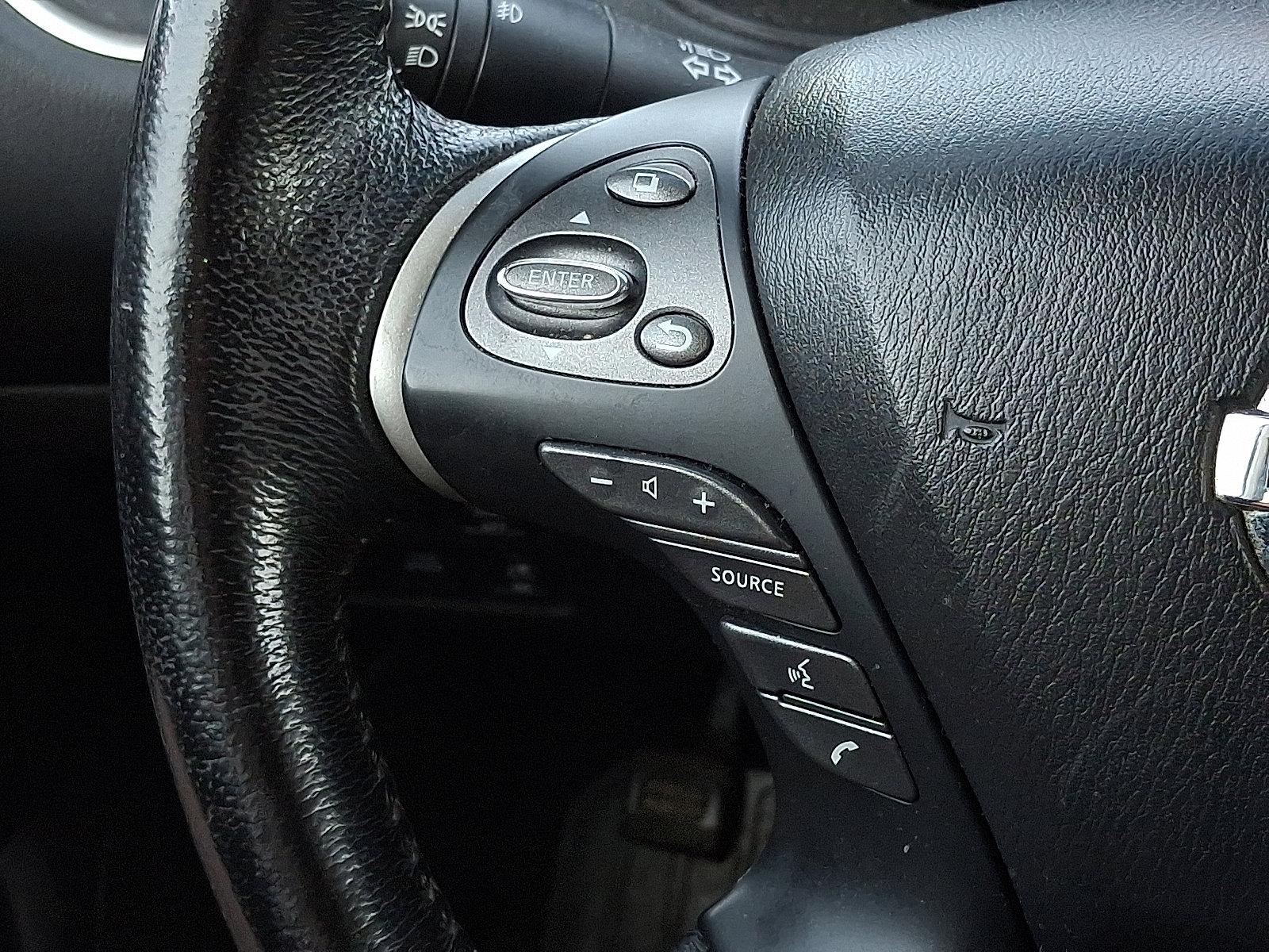2013 Nissan Pathfinder Vehicle Photo in Mechanicsburg, PA 17050-2306