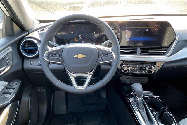 2025 Chevrolet Trax Vehicle Photo in INDEPENDENCE, MO 64055-1314