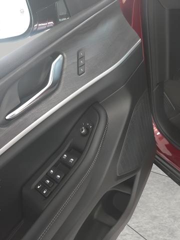 2025 Jeep Grand Cherokee L Vehicle Photo in Oshkosh, WI 54901