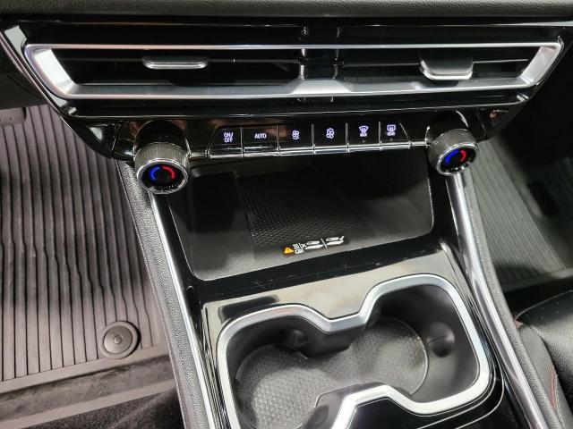 2024 Chevrolet Traverse Vehicle Photo in APPLETON, WI 54914-4656