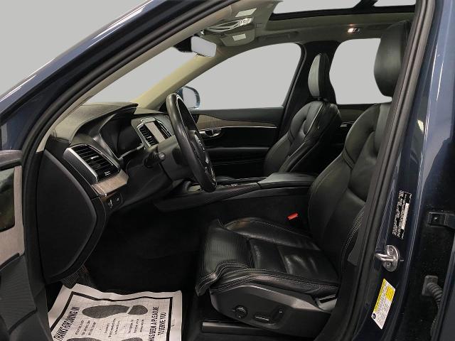 2022 Volvo XC90 Vehicle Photo in Appleton, WI 54913