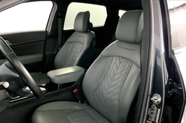 2023 Kia Sportage Vehicle Photo in Lees Summit, MO 64086